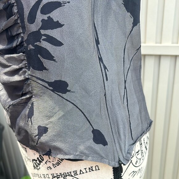 Vintage Y2K Silk Blend Guess Collection Gray Floral Corset Style Blouse Cami Top - Picture 4 of 12